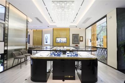 青島老鳳祥再度榮列《財(cái)富》中國(guó)500強(qiáng)，彰顯品牌實(shí)力與典當(dāng)業(yè)務(wù)新活力